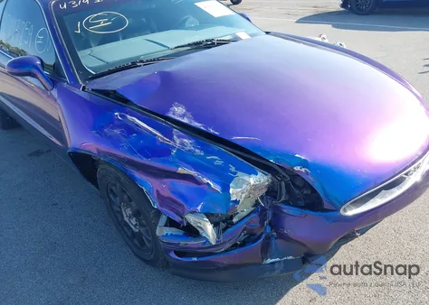 1996 Buick Riviera z USA, uszkodzony, nr VIN 1G4GD2215T4710279